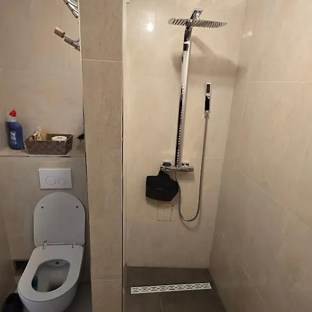 بيت للعطل Geluk In 1 *